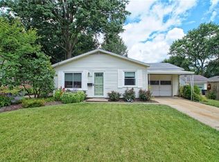 2215 E Santom Rd, Stow, OH 44224