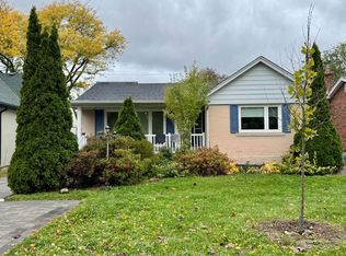 30 Ivordale Cres, Toronto, ON M1R 2W6