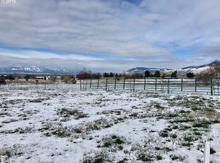 60892 Campbell Dr, Cove, OR 97824