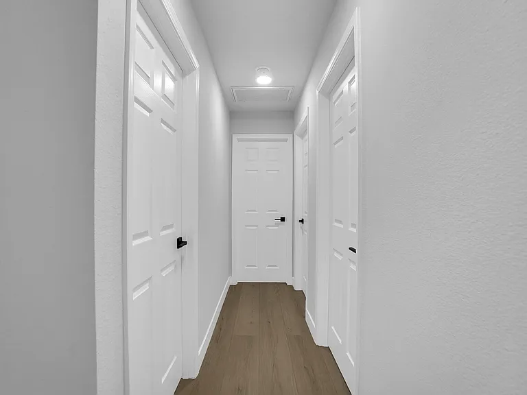 862 W. Mines Avenue — Photo 23