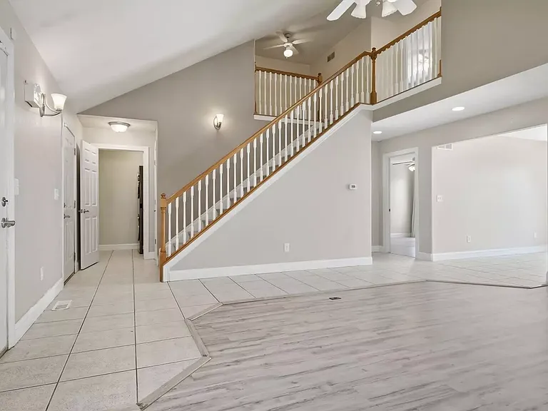 1831 Marina Dr — Photo 16