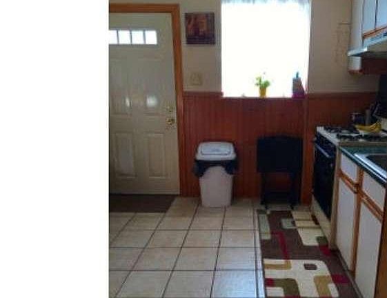 4th image of 2228 Margaret St