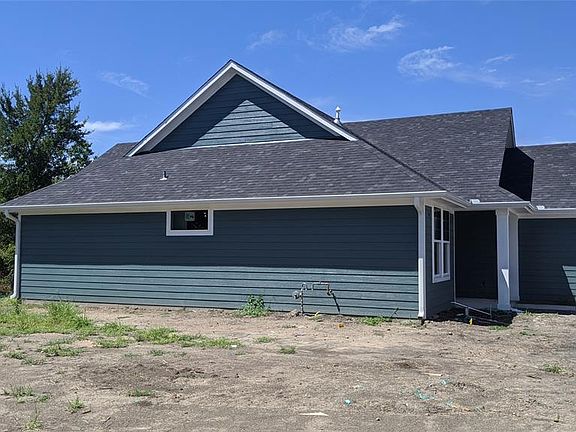 4th image of 408 Carneros Dr