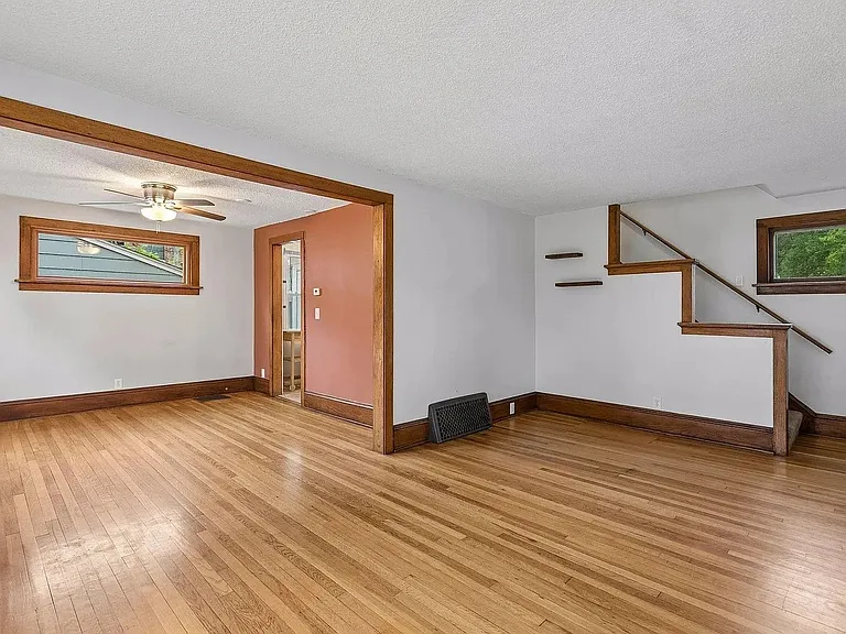 4156 Minnehaha Ave — Photo 3