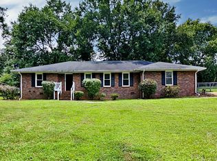 2001 Collinswood Dr, Snellville, GA 30078