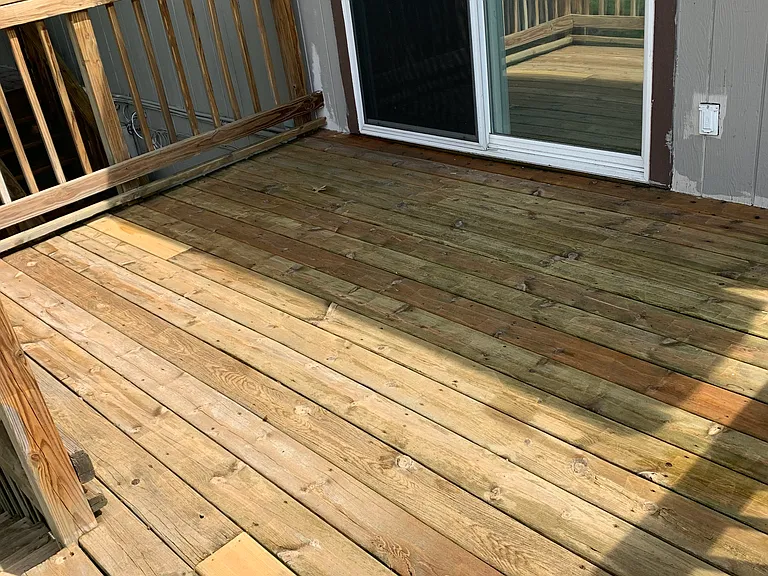 Deck of the Main Bedroom.