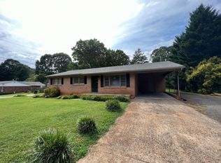 4315 Greenhaven Ln, Gastonia, NC 28056