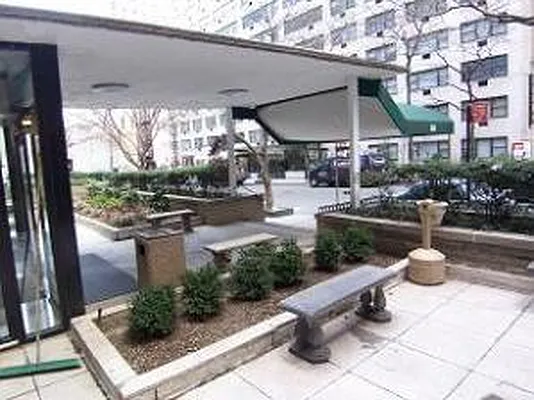 Rented by Kian Realty | media 2