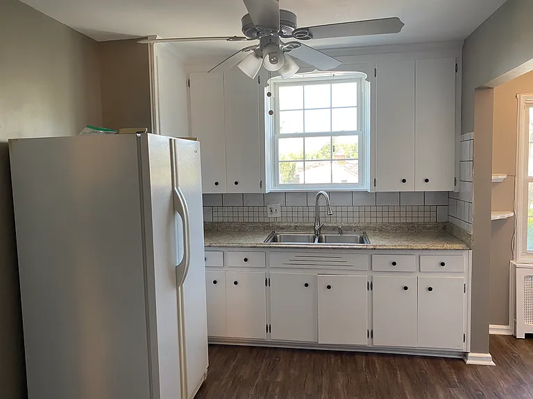 1520 Oakmount Rd #2 — Photo 10