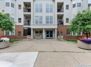 39152 Hayes Rd, Clinton Township, MI 48038