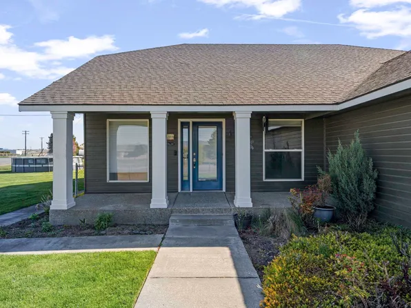 11021 View Ln, Pasco, WA 99301