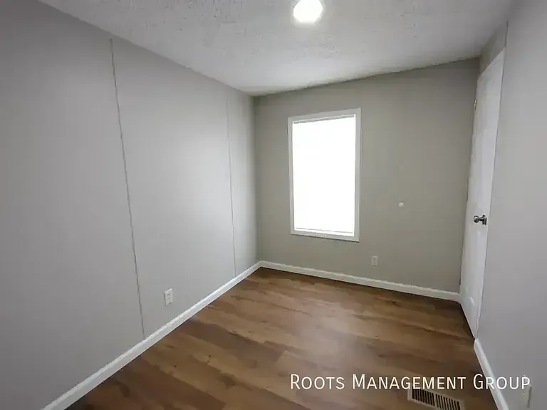 14 Birch Crest Dr #14 — Photo 7