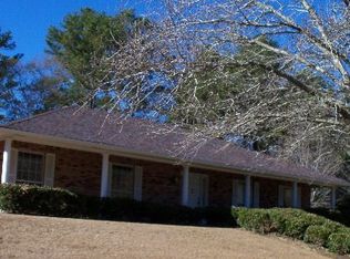 609 Westover Dr, McComb, MS 39648