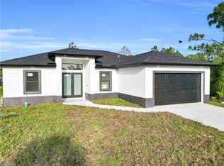 746 Colyer ST E, LEHIGH ACRES, FL 33974