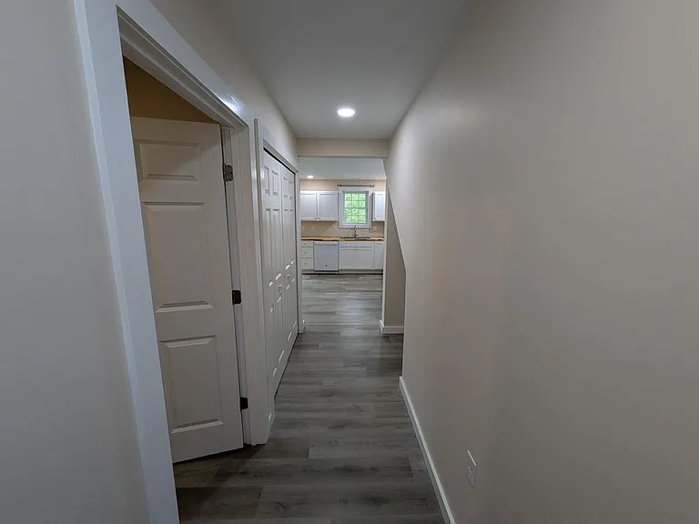 80 Nicholas Barre Town — Photo 2