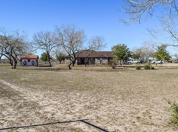 2nd image of 425 County Road 119 #441