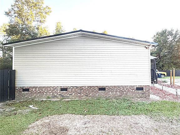 3rd image of 281 Brandie Rd