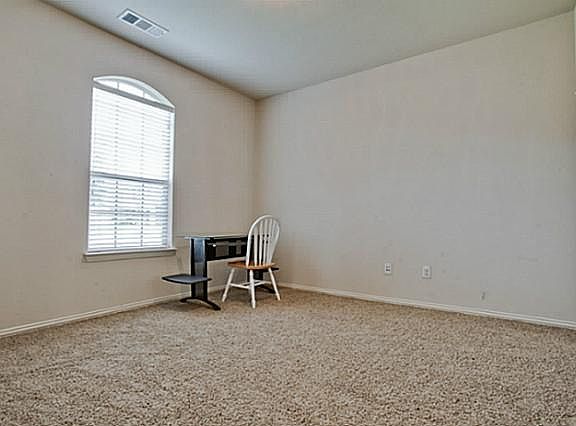 5th image of 419 Highland Fairway Ln