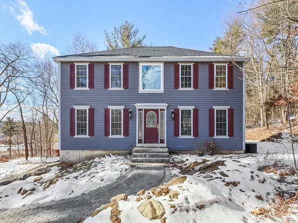 26 Westford Rd, Ayer, MA 01432