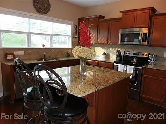 3rd image of 112 Lexi Mason Ct
