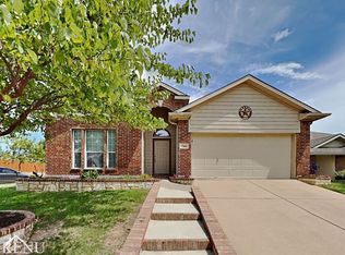 744 Poncho Ln, Haslet, TX 76052