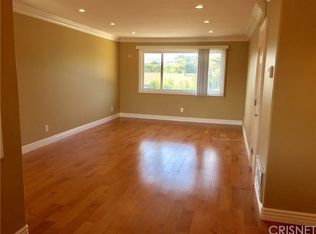 22901 Vanowen St, West Hills, CA 91307