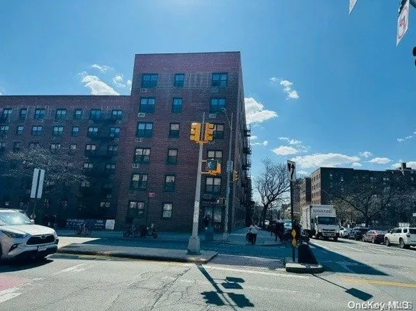 134-34 Franklin Avenue #4G, Flushing, NY 11355