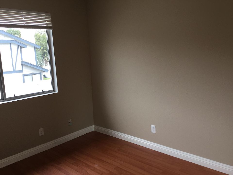 1st image of 19221 Sherman Way Unit 7