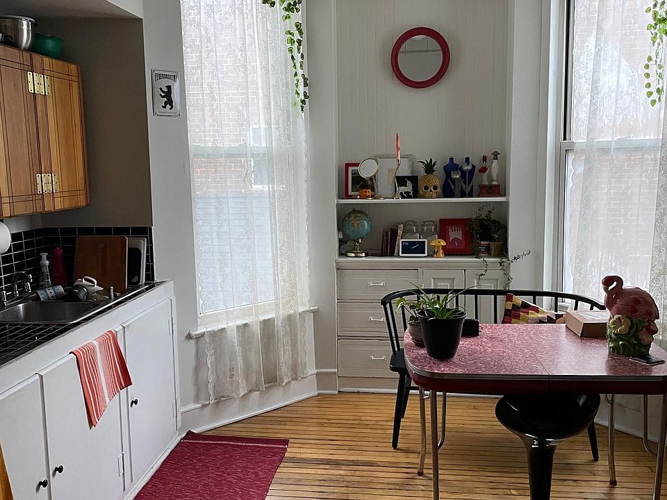 1st image of 1521 W Superior St #3R