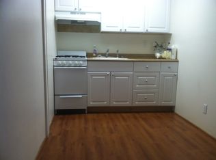 20 E Elro Dr #2, Oak Ridge, NJ 07438