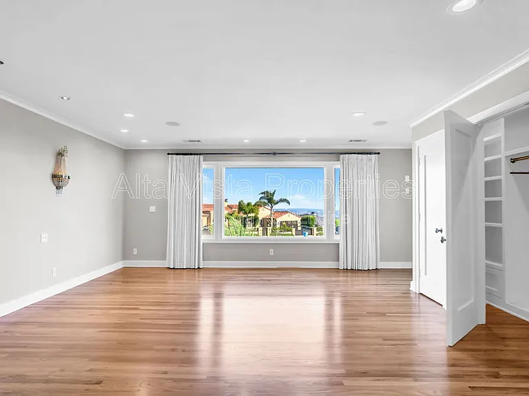 5940 La Jolla Mesa Dr — Photo 34