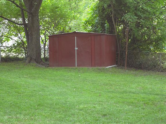 5th image of 9078 Pallardy Ln