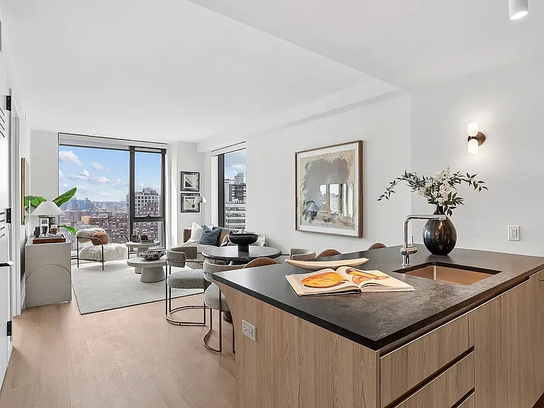 55 Willoughby St #26E — Photo 13