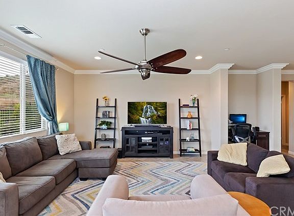 5th image of 30804 Carriage Hill Dr