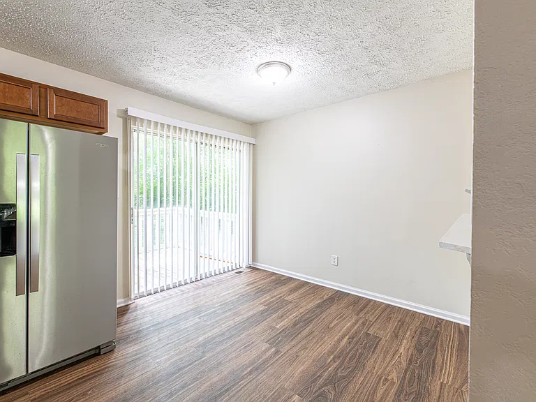 320 Beechwood Dr — Photo 7