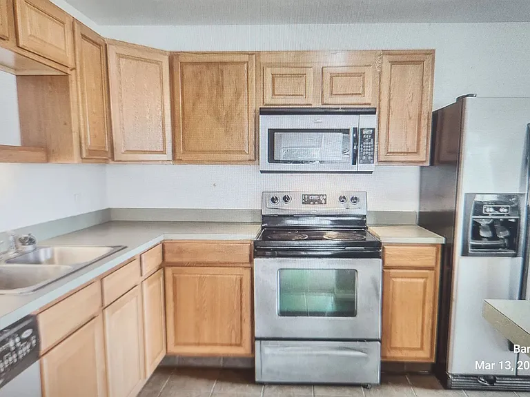 927 N Grandview Ave — Photo 6