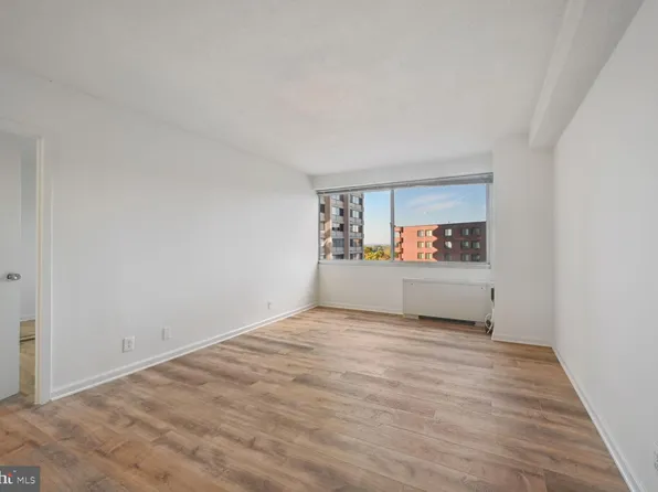 4515 Willard Ave APT 1617S, Chevy Chase, MD 20815