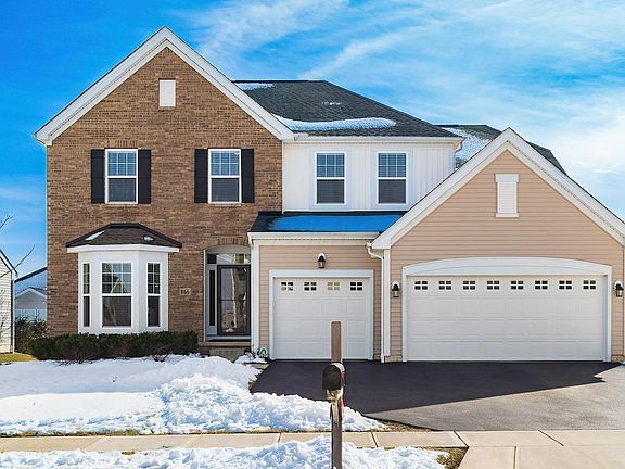 2nd image of 866 Arabian Cir