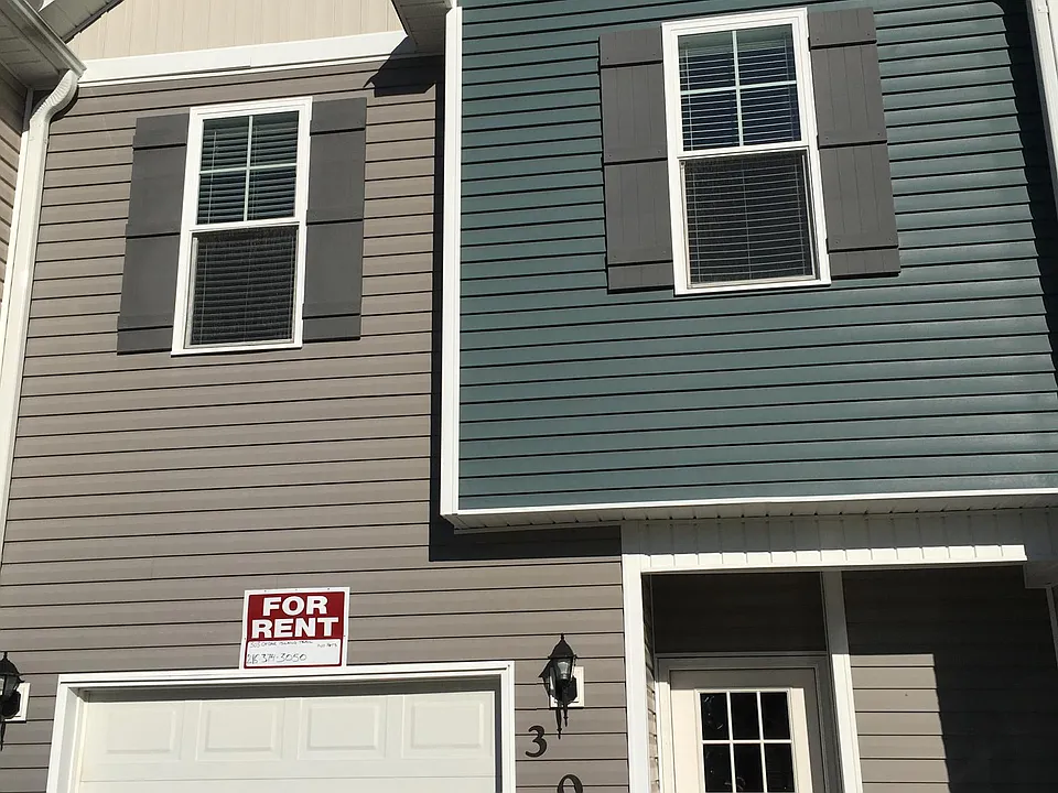 303 Cedar Island Trl