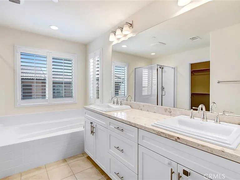11839 Greenbrier Ln — Photo 22