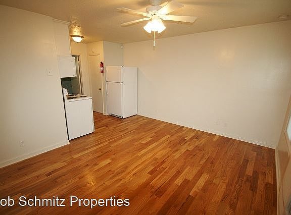 3rd image of 1212 W Chapel Hill St #3163593
