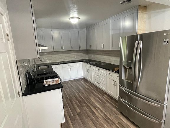 5th image of 2321 W Avenue 134th