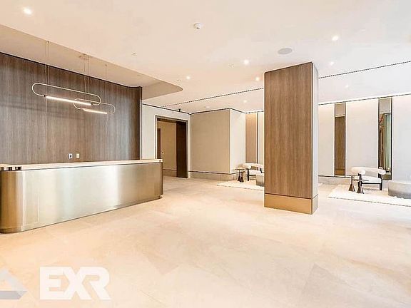 5th image of 210 Clarkson Ave #404