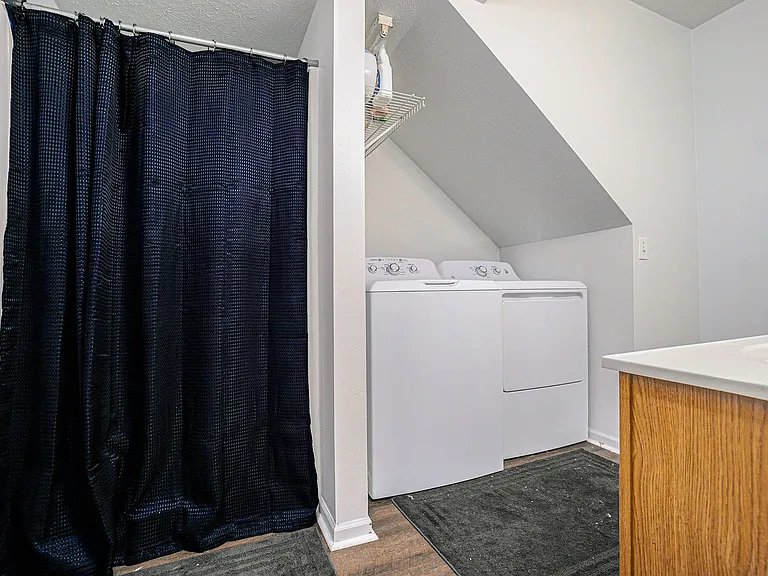 West Campus Village (West Campus Village Townhomes LLC) — Photo 20