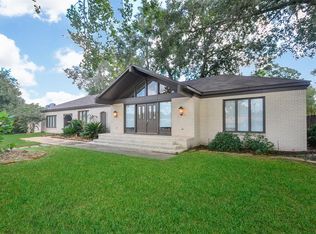 1936 13th St, Hempstead, TX 77445