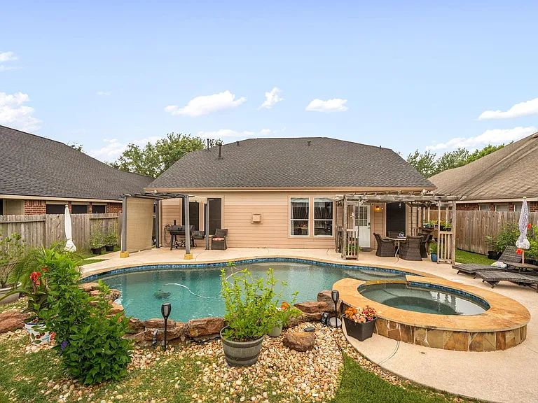13835 Cane Valley Ct — Photo 43
