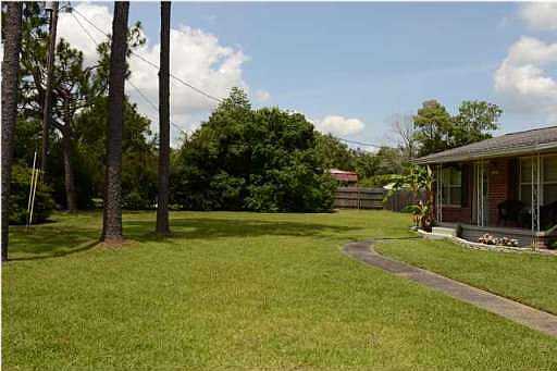 5th image of 132 Royal Ln
