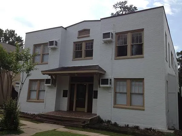 249 Kings Hwy — Photo 1