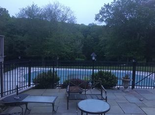 30 Davison Rd, Moodus, CT 06469