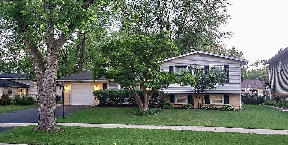 1st image of 7842 Kingsbury Dr